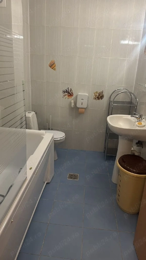 închiriez apartament - imagine 4