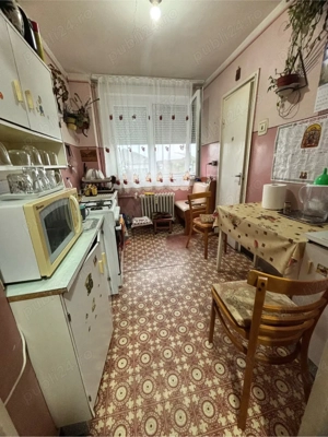 Vand URGENT apartament 2 camere, Aleea Rogerius - imagine 3