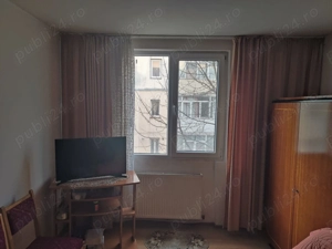 Vand apartament 2 camere decomandat semicentral Roman 49 000   - imagine 4