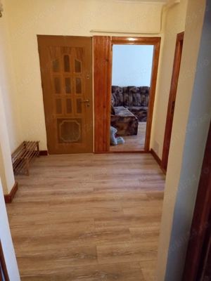 Vand apartament 2 camere decomandat, utilat si mobilat gata de mutare Zona Industriala (Scoala 11) - imagine 5