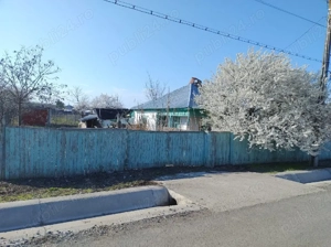 Se vinde casa batraneasca,DEMOLABILA ,Loc Unirea  ,Jud.Braila 