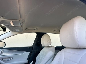 Vând Mercedes E Clas 220 in stare perfectă cu multe dotări  anul 2018  146000 km neavariat ..combi   - imagine 9