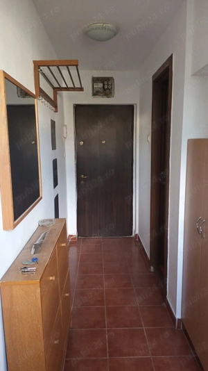 Romancierilor metrou - imagine 4