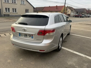 Toyota avensis 2.0 diesel - imagine 5