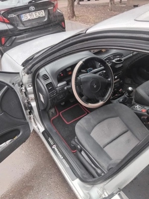 vând Renault laguna 2 - imagine 2