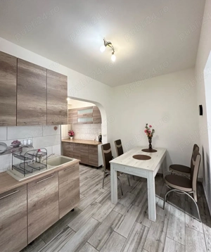 Vand casa in comuna Giarmata ideala pt doua familii - imagine 16