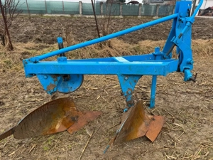 Tractor John Deere 2650 cu remorca si plug - imagine 3