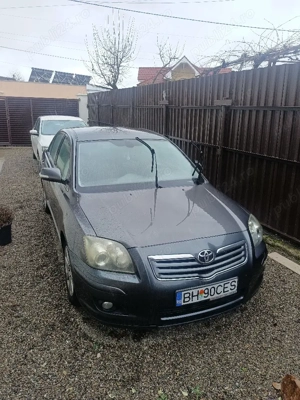 Vand Toyota Avensis 