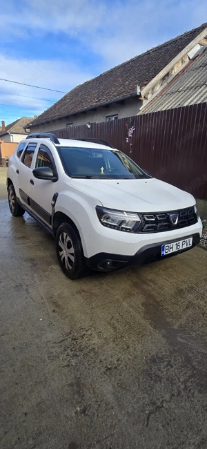 vând Dacia Duster 