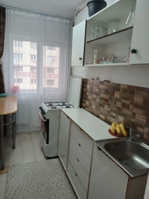 Vând apartament o cameră  - imagine 3