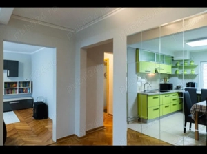Apartament central, zona linistita - imagine 9