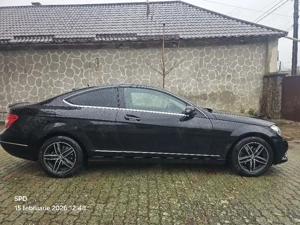 Mercedes W 204 coupe - imagine 9