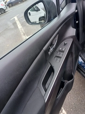  Suzuki S_CROSS Hybrid - imagine 9