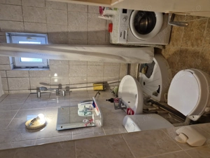 Vand apartament 3 camere ultracentral BdChimiei langa casa de cultura blocC3 centrala termica et.3 4 - imagine 3