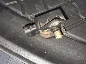 Senzor poziție clapetă acceleratie Opel Vectra C 2dti - imagine 2