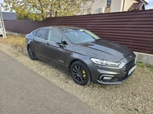 Ford Mondeo hibrid
