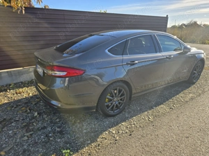 Ford Mondeo hibrid - imagine 5