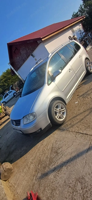 Dezmembrez Vw Touran 1.9 TDI BKC 6 trepte - imagine 4