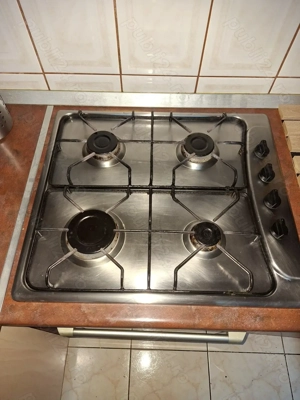 Vând Plita si Aragaz