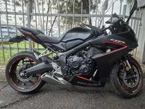 Honda CBR 650R an 2025 km 4110 - imagine 3