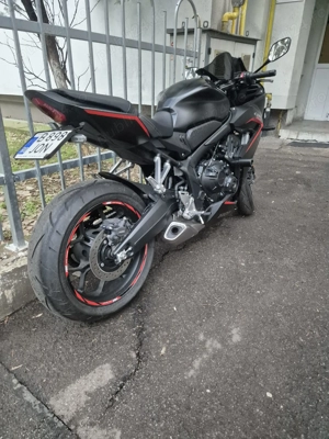 Honda CBR 650R an 2025 km 4110 - imagine 4
