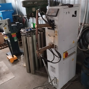 Masina de punctat Tecna