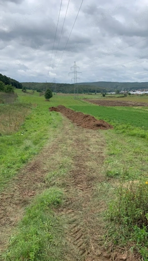 Pers.fizica vand teren Gilau zona Sesul de Jos Sub Padure - imagine 4