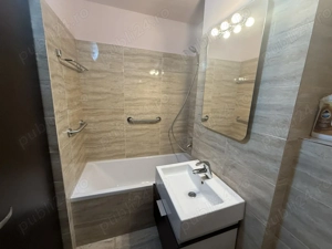 Proprietar, vand apartament 2 camere, confort 1, decomandat, zona Circumvalatiunii, langa Favorit