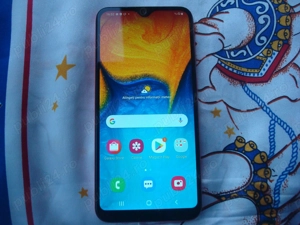 Telefon 4G Dual Sim Samsung Galaxy A20e,3GB,32 GB model SM-A202F