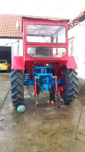 Tractor universal u650 - imagine 3