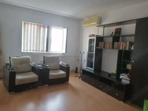 2camere Moinești piata Gorjului