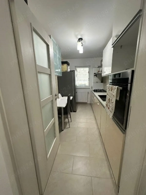 Apartament de vanzare, 2 camere, decomandat, 58mp, 2 locuri de parcare - imagine 2