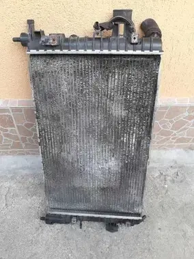 Vand 2 radiator Opel Astra h 2004 - imagine 3