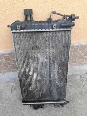 Vand 2 radiator Opel Astra h 2004 - imagine 2