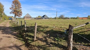 Vand teren in Calatele Padure - imagine 2