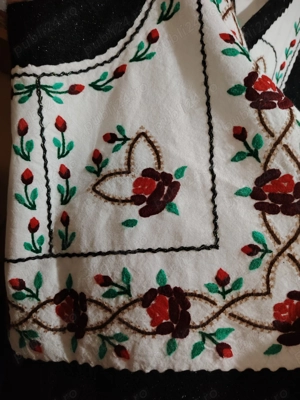 Vând bundita făcută manual - imagine 3