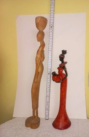 "Mama și copilul", statuete 40 și 30 cm