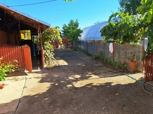 Casă de vânzare în localitatea Costestii din Deal, jud. Dâmbovița - imagine 2