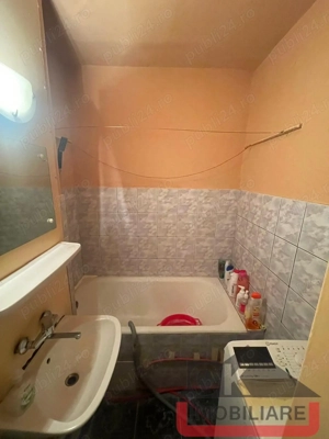 Garsoniera confort 1 zona Miorita - imagine 5