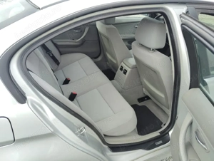 BMW seria 3 E9  Diesel - cutie automata - întreținută - acte Italia  - imagine 4