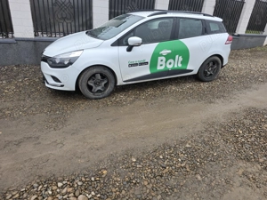 Renault Clio an 2019,km 110000,a facut bolt 1 an ,preț 9000 euro,telefon  