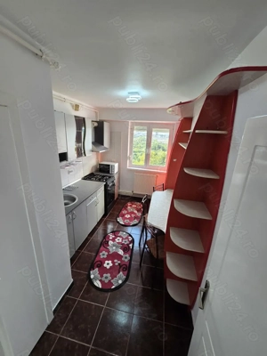 Inchiriez apartament 2 camere Tomis Nord(Rovere) - imagine 3