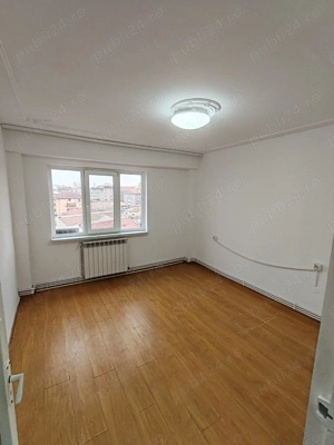 De vanzare apartament doua camere  - imagine 9