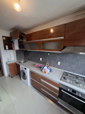 3 camere, 2 băi, balcon mare, bloc 1995   Sebastian   BRD   ING - imagine 5