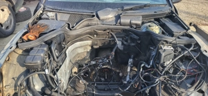 Dezmembrez Mercedes w210 - imagine 4