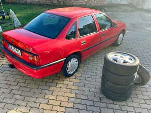 vehicul istoric  - imagine 2