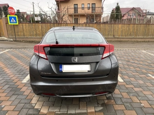 Honda Civic 1.8 benzina AT - imagine 5