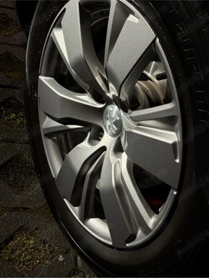 Vând Peugeot model 2008  - imagine 10