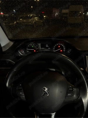 Vând Peugeot model 2008  - imagine 5