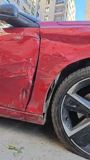 Opel Astra L - imagine 2